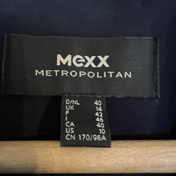 Mexx Women’s Navy Blue Blazer - Picture 6 of 7